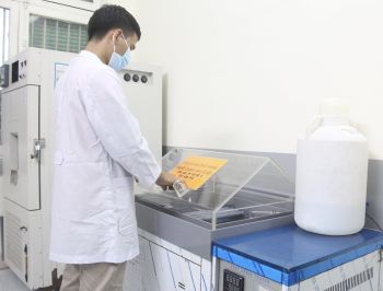 Thí nghiệm độ bền của màng sơn bằng phương pháp thử mù muối