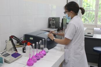 Phân tích thành phần hóa vật liệu liệu xây dựng bằng máy HACH